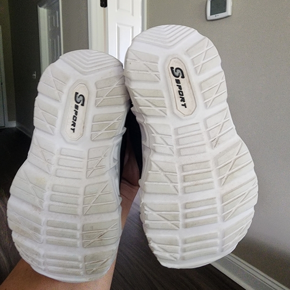 Skechers light up sneakers - Picture 3 of 4